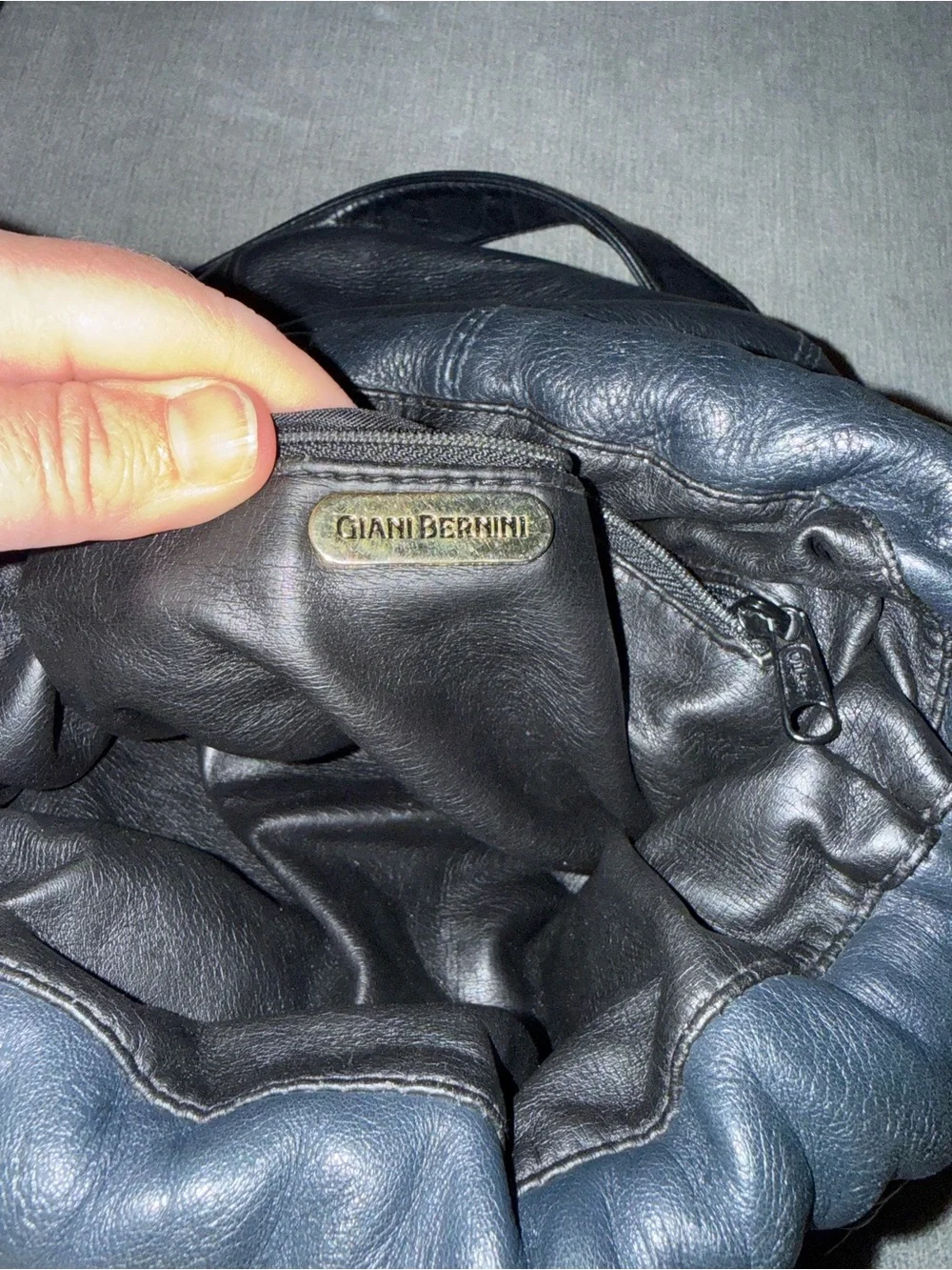 Giani Bernini Black Leather Drawstring Bag - Women